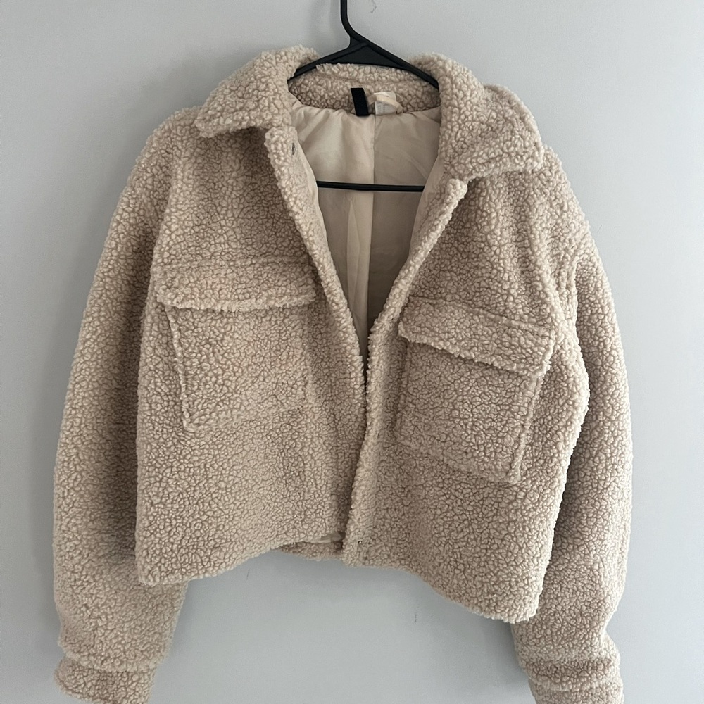 H&M cropped sherpa jacket